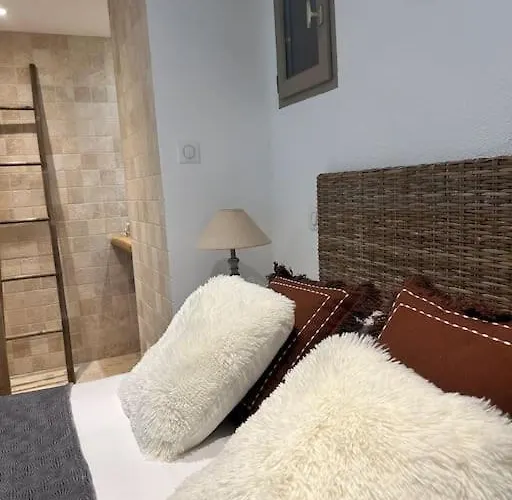 Villa La Bergerie De L'alivettu En Corse Alata