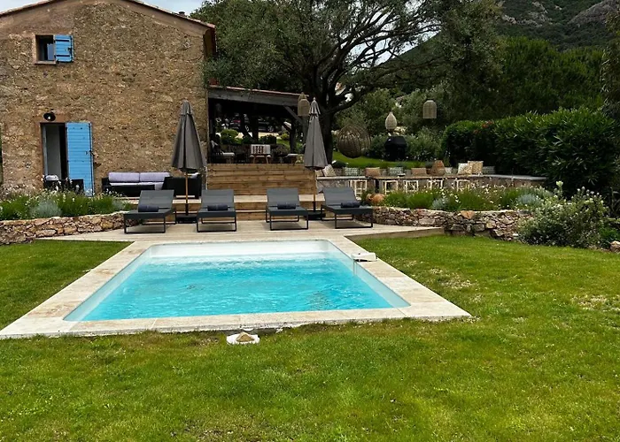 Villa La Bergerie De L'alivettu En Corse